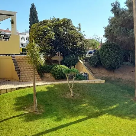 Casa Irina Centro Αλμπουφέιρα